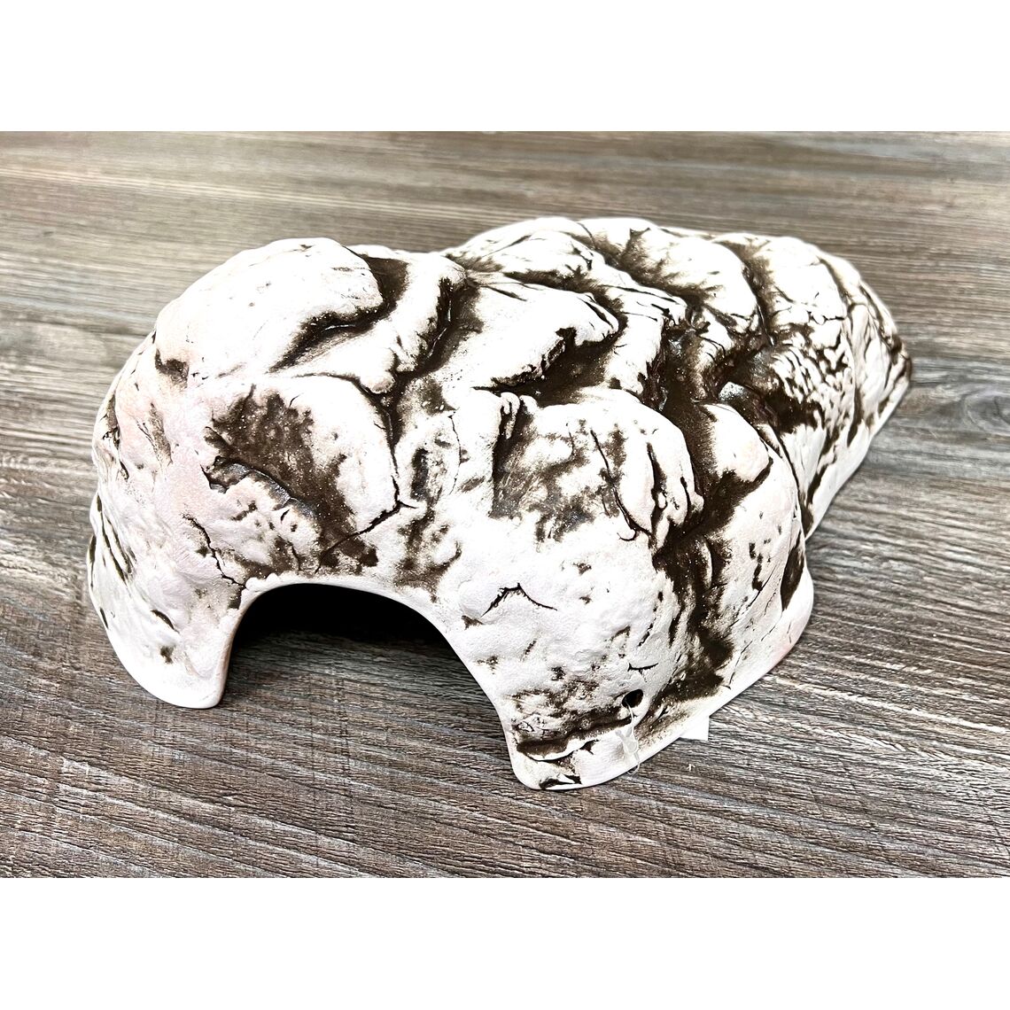 NOVAMARK TERRA Укрытие нора L белая 29*20*10 см