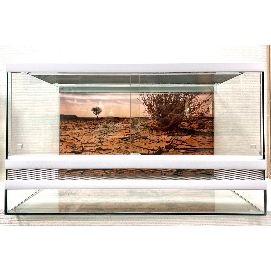 Террариум горизонтальный 50*33*33 см с патроном (венге) Аквапет